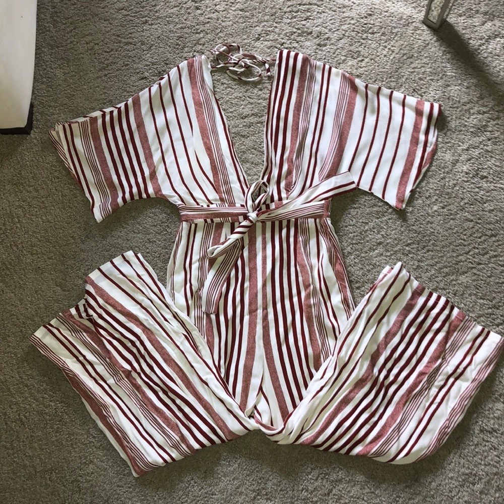 Adorable pantsuit!